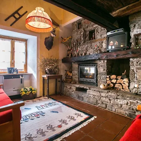Nyaraló Tipica Casa Di Montagna In Loc. Melignon - *