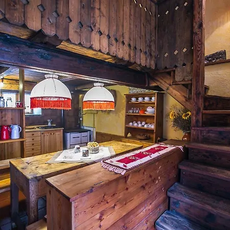 Nyaraló Tipica Casa Di Montagna In Loc. Melignon -